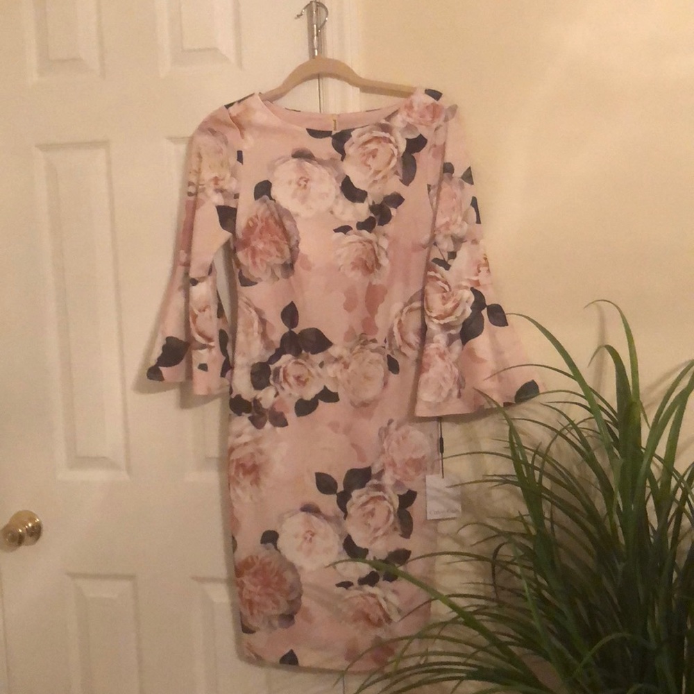 NWT Calvin Klein figure fitted dress